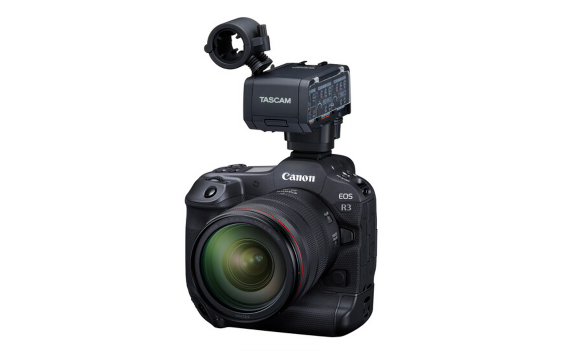Adaptador de microfone TASCAM CA-XLR2d-C XLR para câmeras Canon