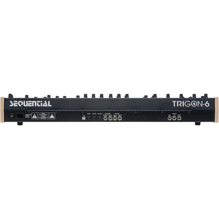 Sintetizador Sequencial Trigon-6 analógico polifônico