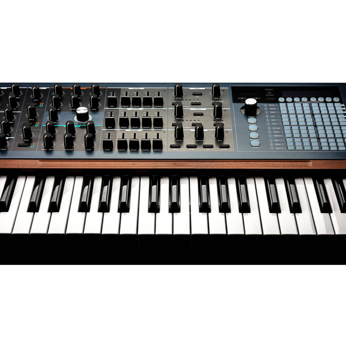 Sintetizador Arturia PolyBrute analógico polifônico